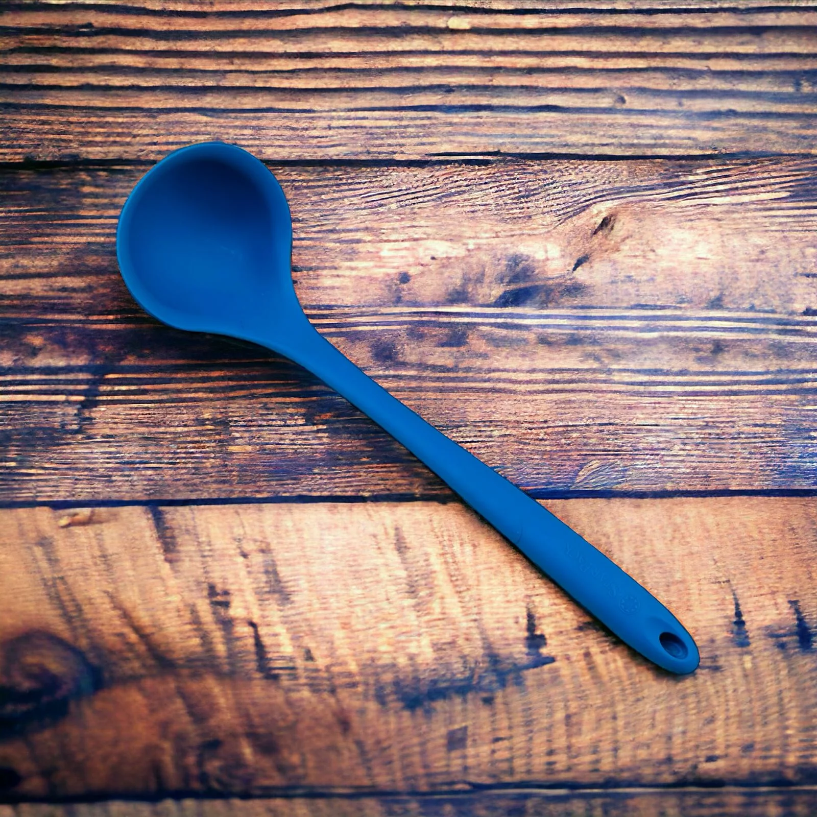 Non-stick Silicone Soup Ladle - Heat Resistant Cooking Tool - Image 2